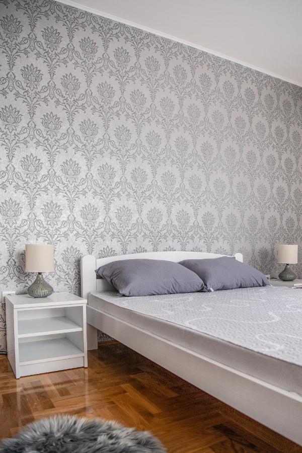 Stella Modern Apartment 2 Novi Sad Exterior foto